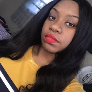 Meet your Posher, Antonia